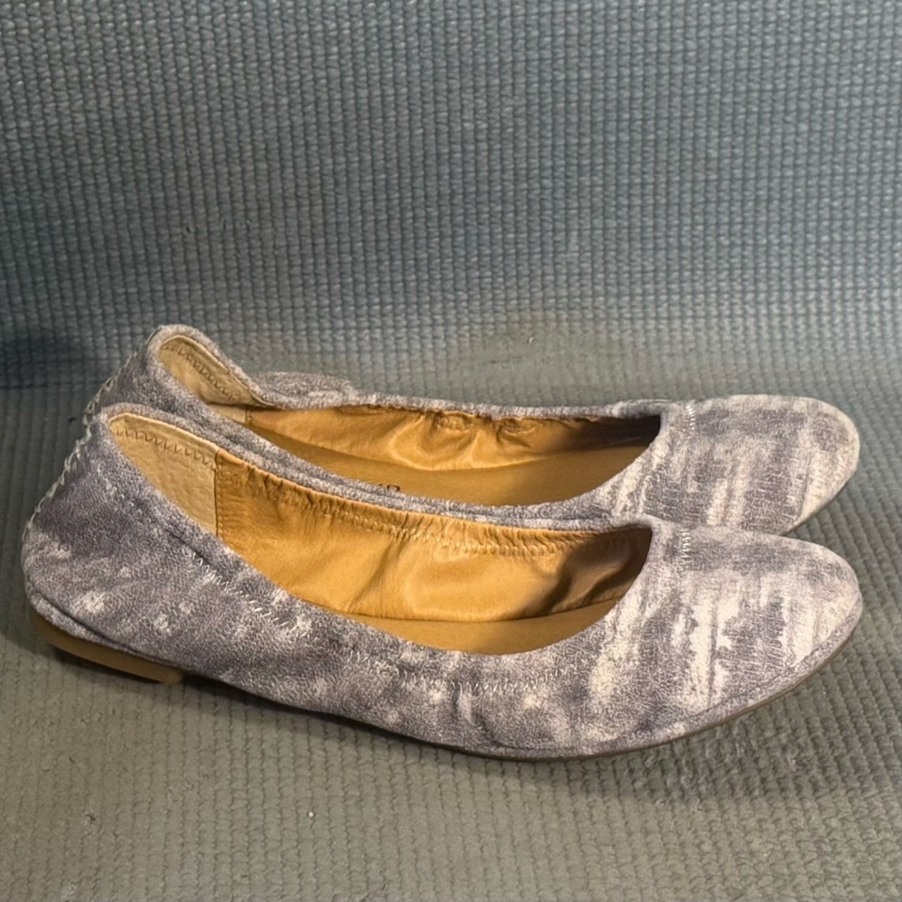 Lucky Brand Women’s Emmie Gray Flats Size 6‎